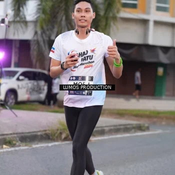 Runner Photo 7994413