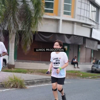 Runner Photo 7994431
