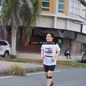 Runner Photo 7994443