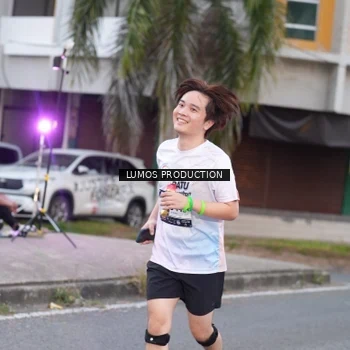 Runner Photo 7994455