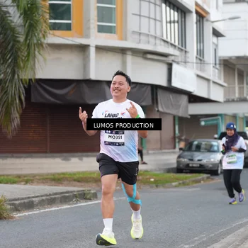 Runner Photo 7994465