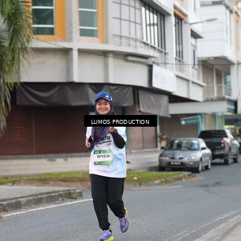Runner Photo 7994475