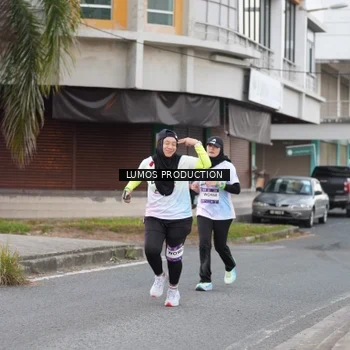 Runner Photo 7994516