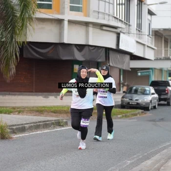 Runner Photo 7994517