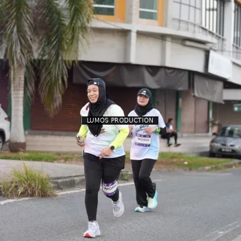 Runner Photo 7994527