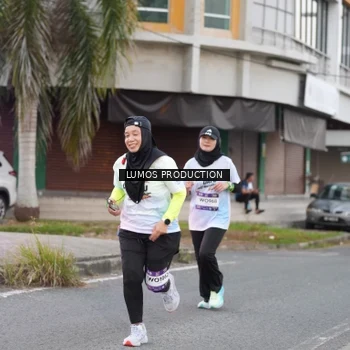 Runner Photo 7994531