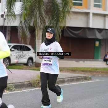 Runner Photo 7994542