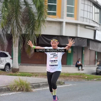 Runner Photo 7994559