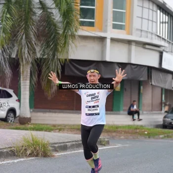 Runner Photo 7994564