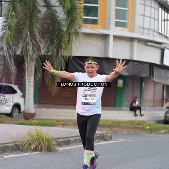 Runner Photo 7994566