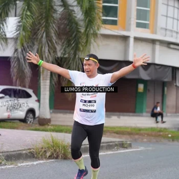 Runner Photo 7994570