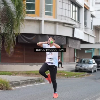 Runner Photo 7994581