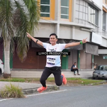 Runner Photo 7994590