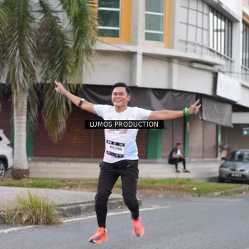 Runner Photo 7994591