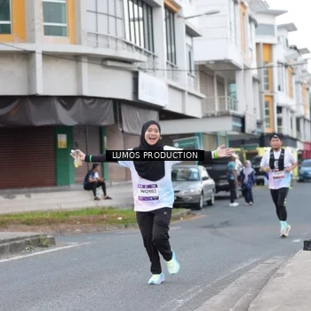 Runner Photo 7994618