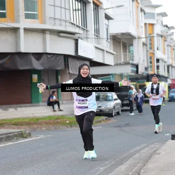 Runner Photo 7994621
