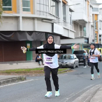 Runner Photo 7994636