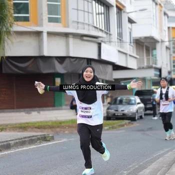 Runner Photo 7994638