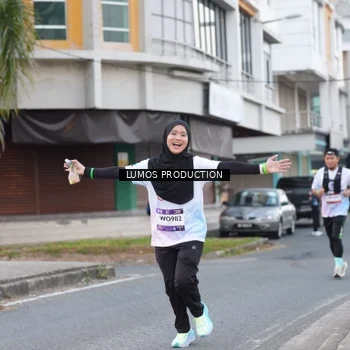 Runner Photo 7994645