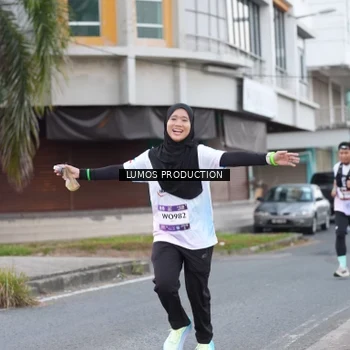 Runner Photo 7994652