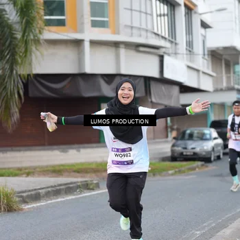Runner Photo 7994654