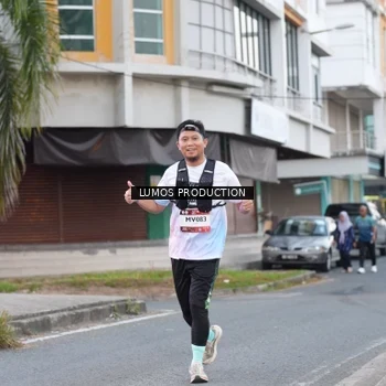 Runner Photo 7994662