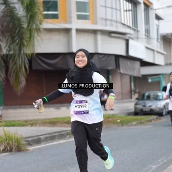 Runner Photo 7994664