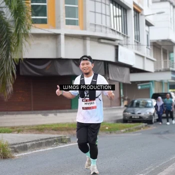 Runner Photo 7994669