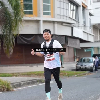 Runner Photo 7994672