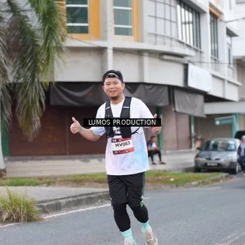 Runner Photo 7994678