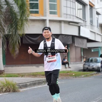 Runner Photo 7994679