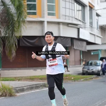 Runner Photo 7994681