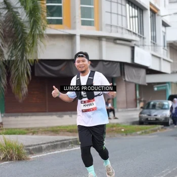 Runner Photo 7994682