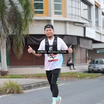 Runner Photo 7994684