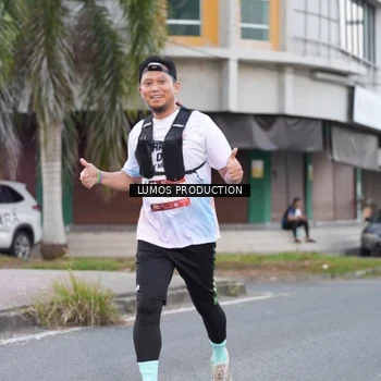 Runner Photo 7994696