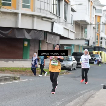 Runner Photo 7994699