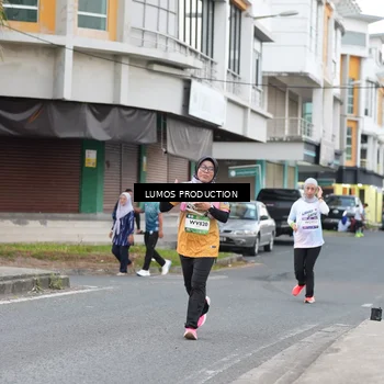 Runner Photo 7994703