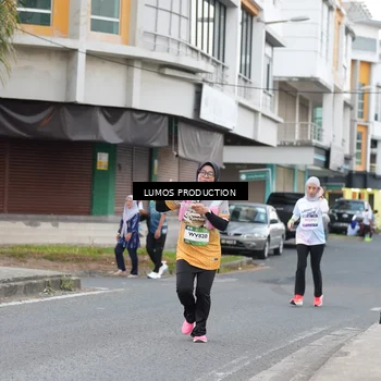 Runner Photo 7994706