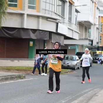 Runner Photo 7994707