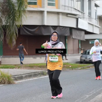 Runner Photo 7994720