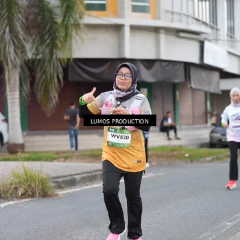 Runner Photo 7994727
