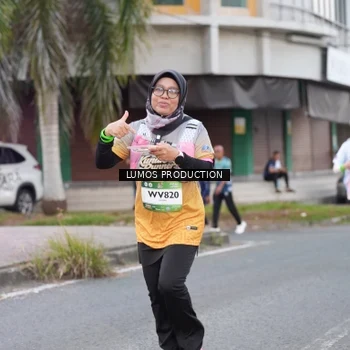 Runner Photo 7994736