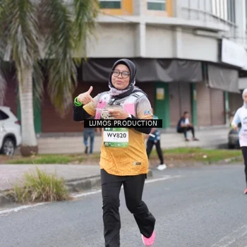 Runner Photo 7994737