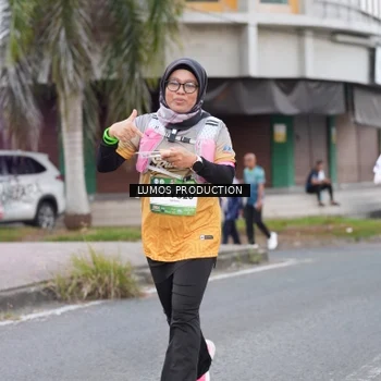 Runner Photo 7994738