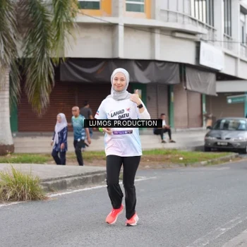 Runner Photo 7994740