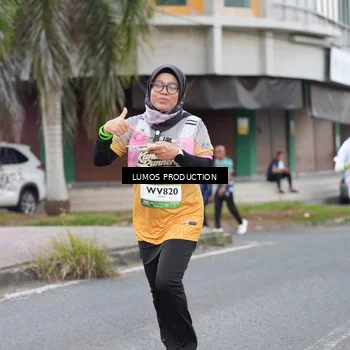 Runner Photo 7994742