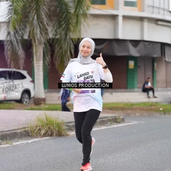 Runner Photo 7994761