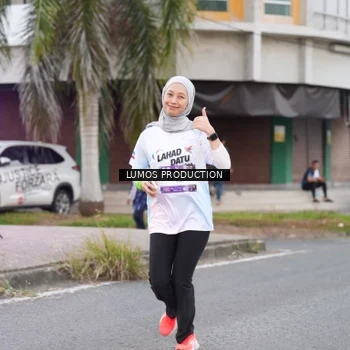 Runner Photo 7994764