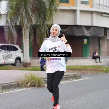 Runner Photo 7994766