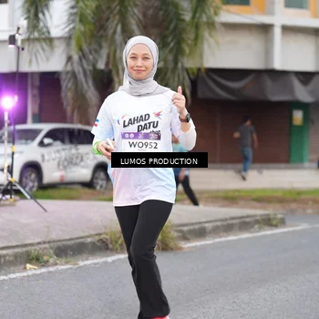 Runner Photo 7994773